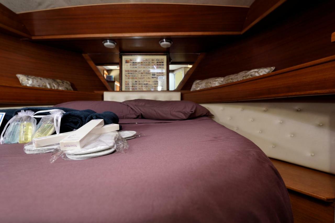 فندق أرباتاكْسْفي  Blue II Yacht المظهر الخارجي الصورة