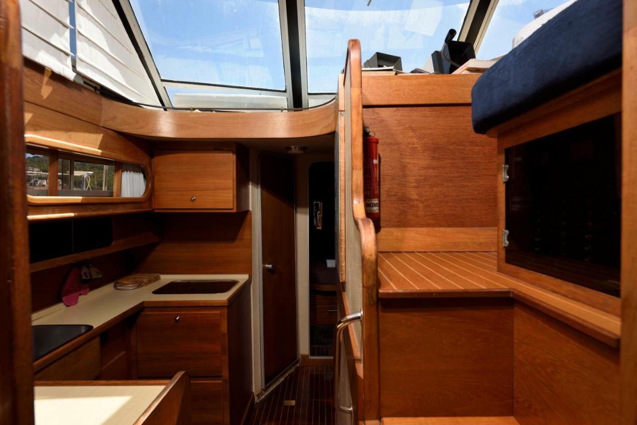 فندق أرباتاكْسْفي  Blue II Yacht المظهر الخارجي الصورة